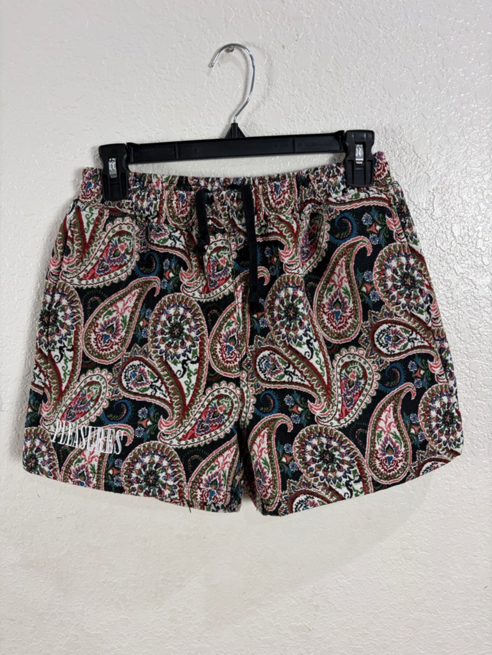 PLEASURES,Size Small,Shorts - Black/Multi